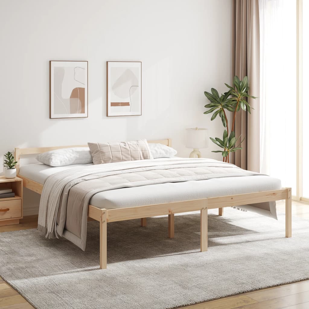 Säng 200x200 cm massiv furu